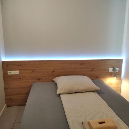 Sroom 118 And 119 In Center Reutlingen Eksteriør billede