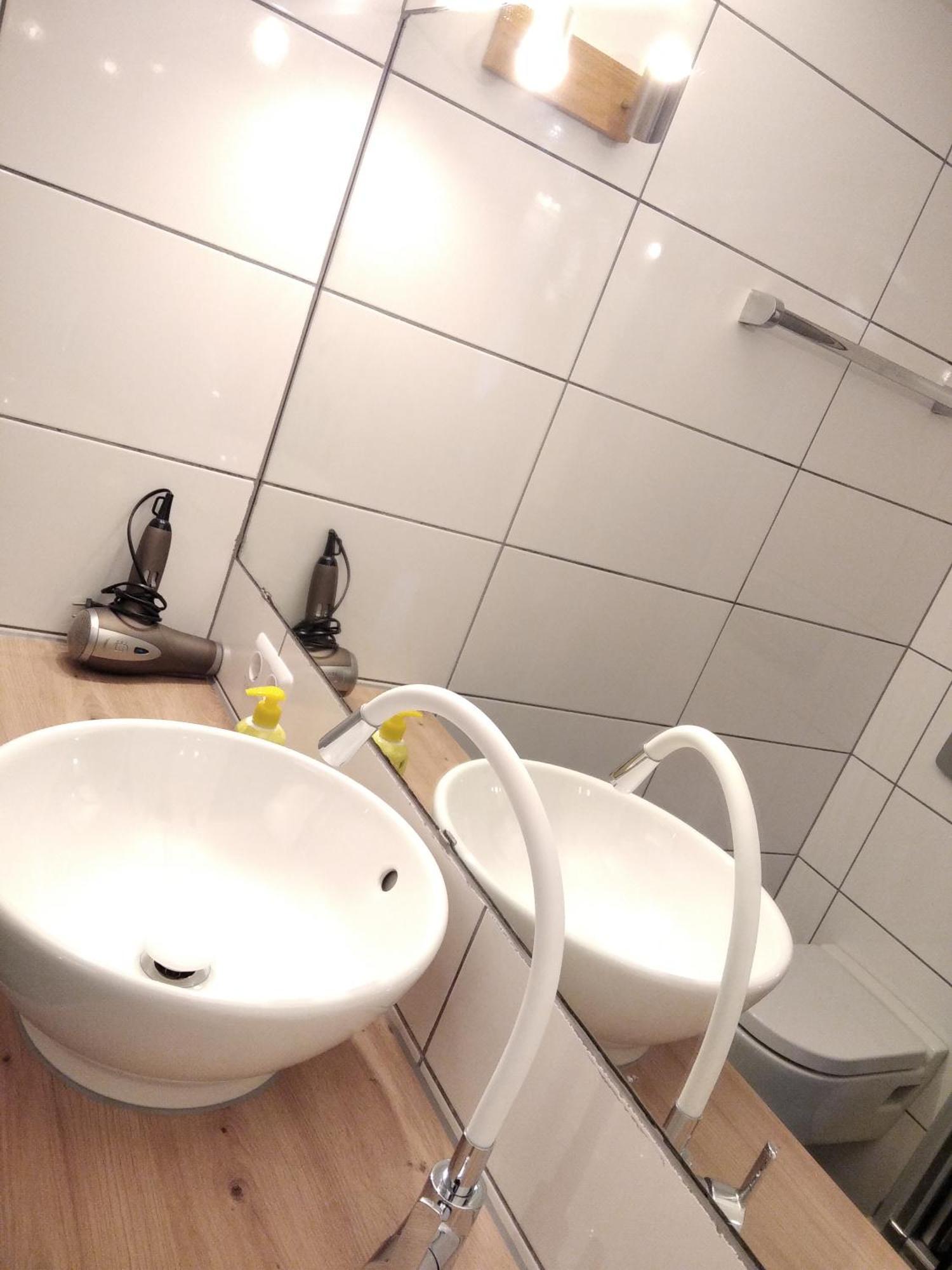 Sroom 118 And 119 In Center Reutlingen Eksteriør billede