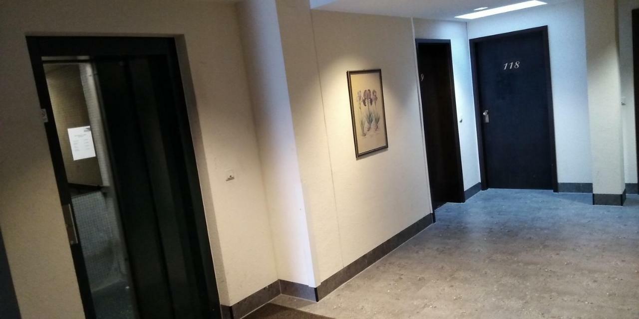 Sroom 118 And 119 In Center Reutlingen Eksteriør billede