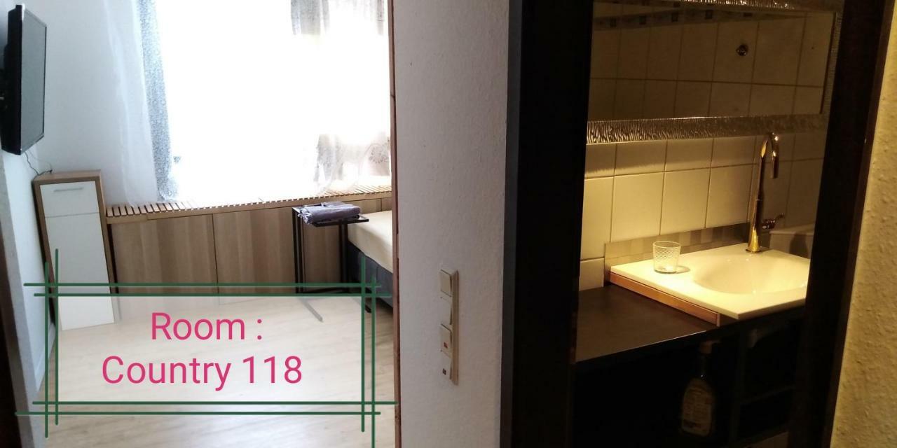 Sroom 118 And 119 In Center Reutlingen Eksteriør billede